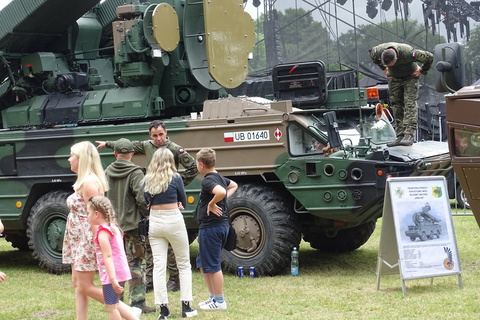 Festyn z okazji Dnia Dziecka.