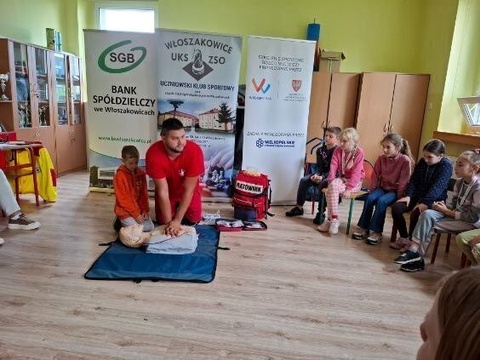 Pierwsza pomoc z ratownikiem