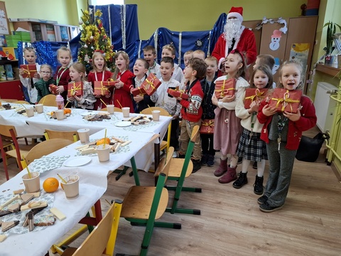 Dzień pełen wrażeń… Wigilia w 1b