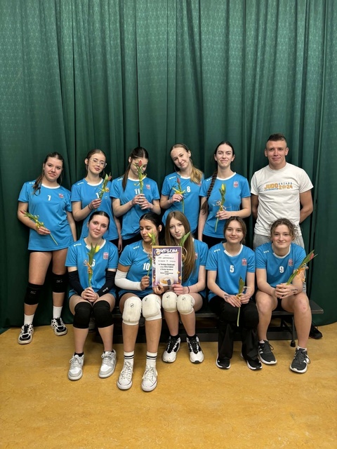 Turniej siatkówki z okazji Dnia Kobiet